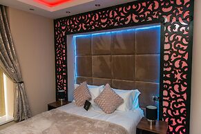 Aphrodite Suites Huddersfield