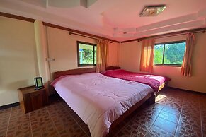 OYO 75380 Bannoichynum Resort Kanchanaburi