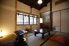 Yamagata Kyomachi Hatago Gojo Nishitoin