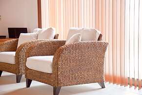 Yamagata Ryukyu Hatago Onna Bokairo