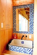 Yamagata Ryukyu Hatago Onna Bokairo