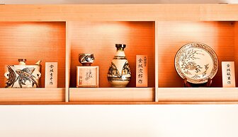 Yamagata Ryukyu Hatago Onna Bokairo