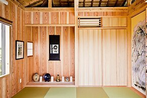 Yamagata Ryukyu Hatago Onna Bokairo