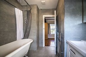 Barn Conversion - Hot Tub - Penally