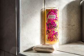 Barn Conversion - Hot Tub - Penally