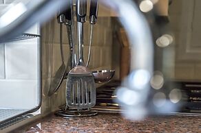 Barn Conversion - Hot Tub - Penally