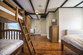 Barn Conversion - Hot Tub - Penally