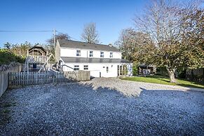 Barn Conversion - Hot Tub - Penally