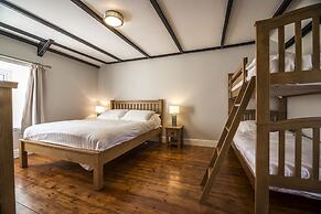 Barn Conversion - Hot Tub - Penally