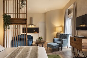 Casa Sevilla 1855 Suites by Época