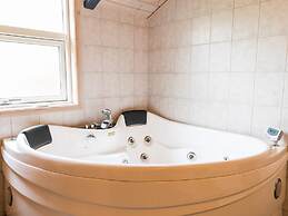 8 Person Holiday Home on a Holiday Park in Blåvand