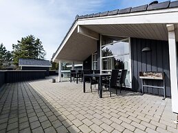 8 Person Holiday Home on a Holiday Park in Blåvand
