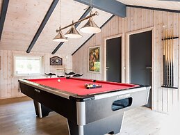 8 Person Holiday Home on a Holiday Park in Blåvand