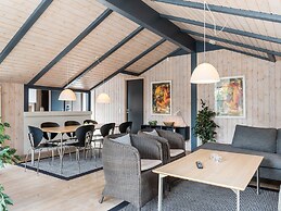 8 Person Holiday Home on a Holiday Park in Blåvand