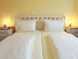 Apartment With Balcony and Great Views