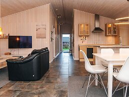 Charming Sauna Cottage-by Traum