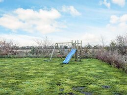 Charming Sauna Cottage-by Traum