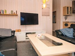 Charming Sauna Cottage-by Traum