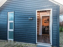Charming Sauna Cottage-by Traum