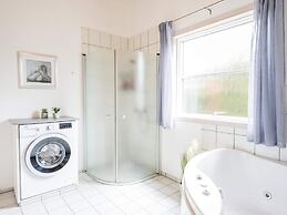 Secluded Cozy Cottage in Skaven-by Traum