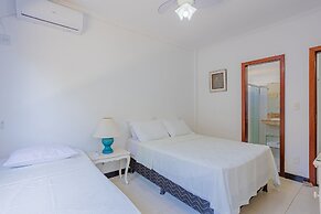 GB19 Casa 7 Quartos a 50m da Praia