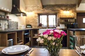 Lavender - Luxurious Barn Conversion