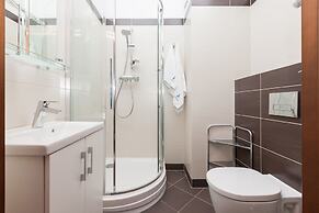 Apartments Aquamarina by Renters