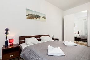 Apartments Aquamarina by Renters