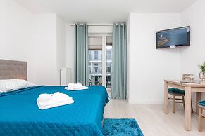 Apartments Aquamarina by Renters