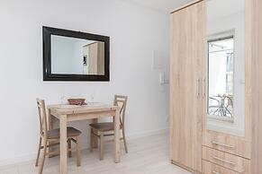 Apartments Aquamarina by Renters