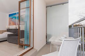Apartments Aquamarina by Renters
