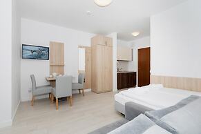 Apartments Aquamarina by Renters