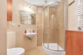 Apartments Roza Wiatrow by Renters