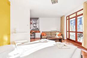 Apartments Roza Wiatrow by Renters