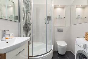 Apartments Sikorskiego by Renters