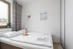 Apartments Sikorskiego by Renters