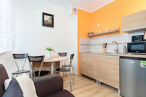 Apartments Sikorskiego by Renters