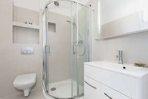 Apartments Sikorskiego by Renters