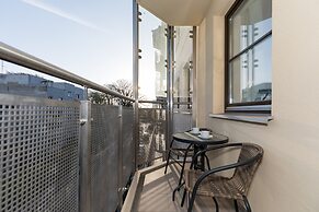 Apartments Sikorskiego by Renters