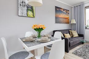 Apartments Sikorskiego by Renters