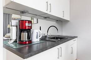 Apartments Sikorskiego by Renters