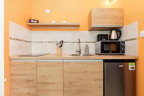 Apartments Sikorskiego by Renters