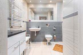 Apartments Feniks by Renters