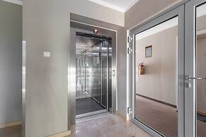 Apartments Feniks by Renters