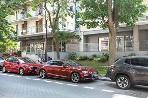 Apartments Feniks by Renters