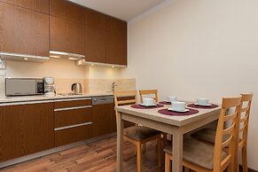 Villa Mistral Apartments by Renters