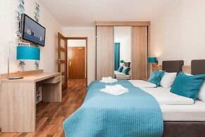 Villa Mistral Apartments by Renters