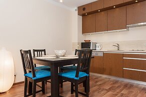 Villa Mistral Apartments by Renters
