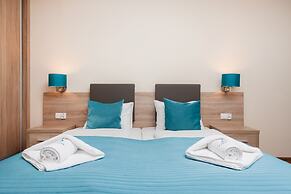 Villa Mistral Apartments by Renters