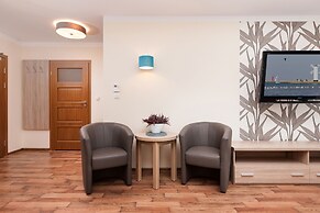 Villa Mistral Apartments by Renters